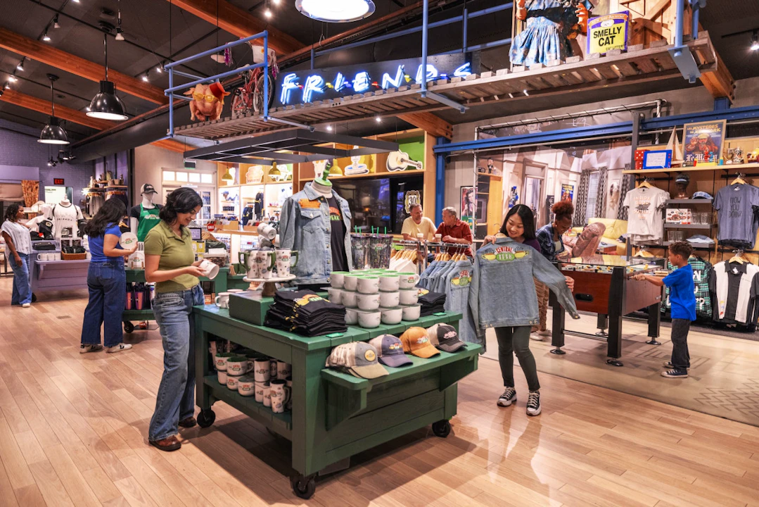 Warner Bros. Studio Tour Hollywood: Guided Tour